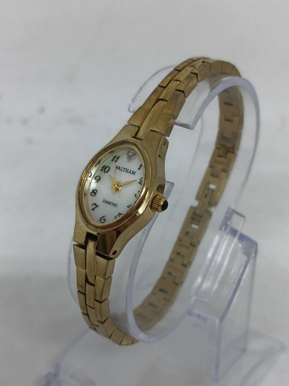 Waltham WAW047 Women's 17mm Gold Tone Diamond Dial Watch NEW BATTERY
